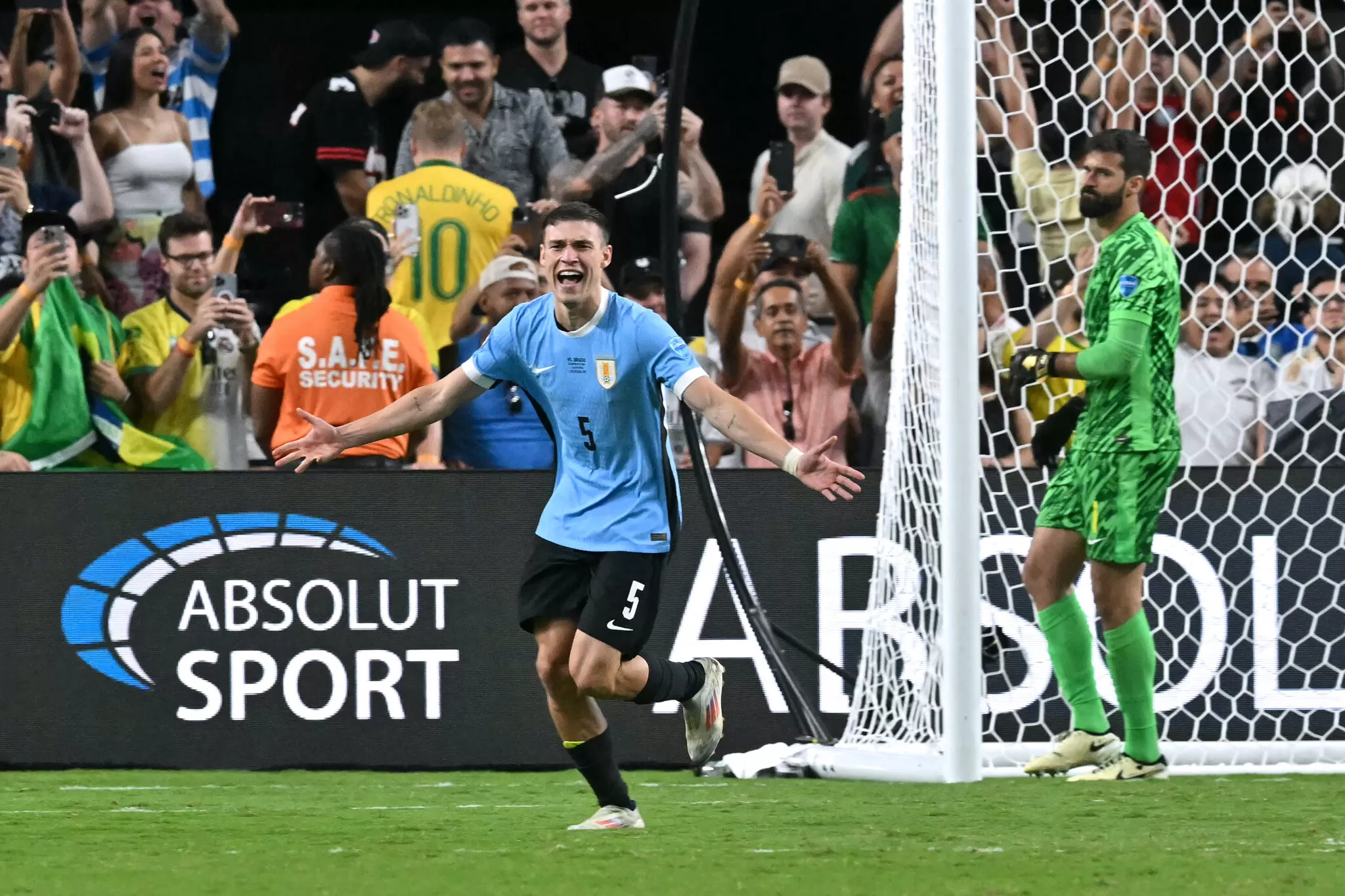 Uruguay pulangkan Brasil dari Copa America 2024 di Amerika setelah kalah adu penalti 4-2 di perempat final.  (theanalyst)